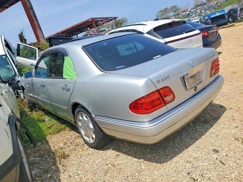 1996 Mercedes-benz E-klasse VIN WDB2100551A228994 COPART salvage auction — VANDALISM, HI - CERTIFICATE OF SALVAGE, sold $125 on 2026-09-14 (photo 2)