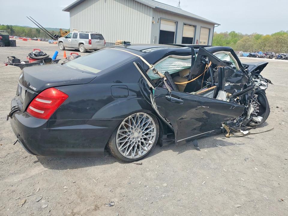 2013 Mercedes-benz S class VIN WDDNG9EB3DA502216 COPART salvage auction — ROLLOVER, Pa - Certificate Of Salvage, sold $850 on 2026-07-09 (photo 3)