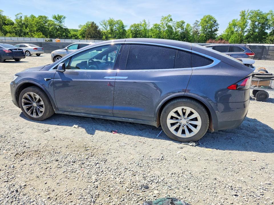 2018 Tesla Model x VIN 5YJXCAE22JF138437 COPART salvage auction — FRONT END, Sc - Cert Of Title-Salvage, sold $11,400 on 2026-07-27 (photo 2)