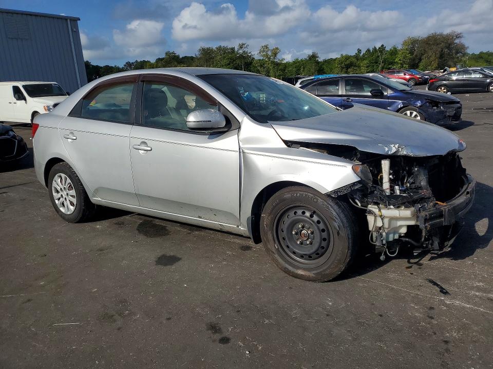 2013 Kia Forte VIN KNAFU4A23D5718475 COPART salvage auction — FRONT END, Salvage Title, sold $425 on 2026-07-15 (photo 4)