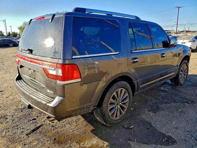 2015 Lincoln Navigator VIN 5LMJJ2HT8FEJ01738 COPART salvage auction — FRONT END, Az - Dis/Dlr/Exp Only Salvage Title, sold $5,000 on 2026-07-13 (photo 3)