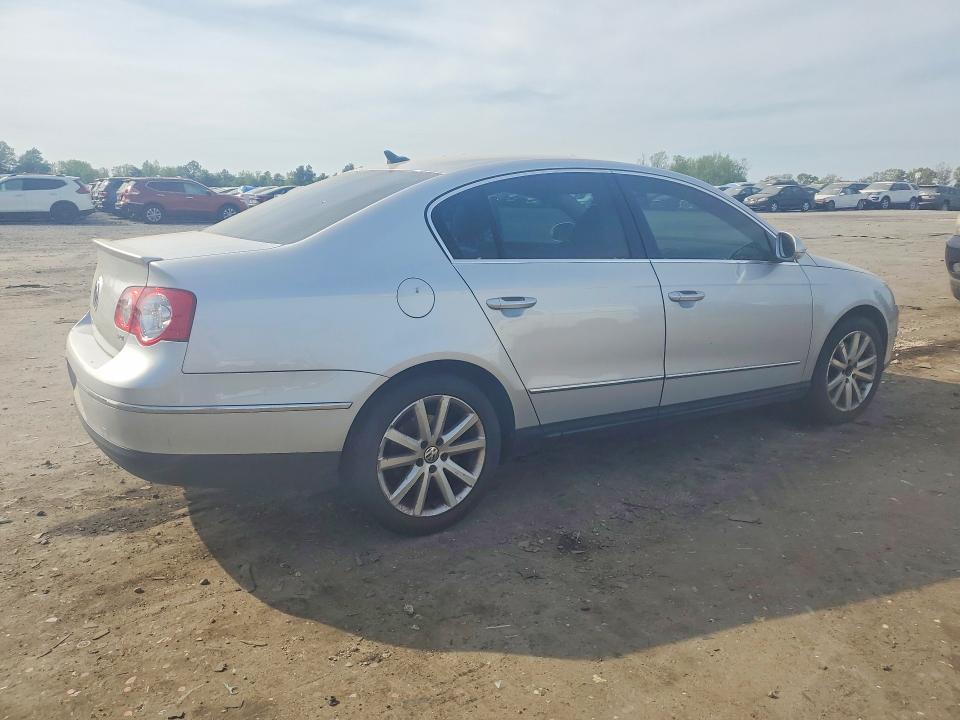 2010 Volkswagen Passat VIN WVWJK7AN5AE139790 COPART salvage auction — MINOR DENT/SCRATCHES, Va - Certificate Of Title, sold $425 on 2026-08-05 (photo 3)