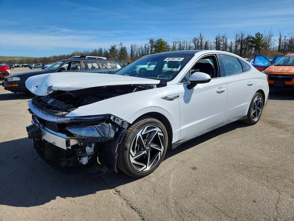 2025 Hyundai Sonata VIN KMHL14JA5SA451412 COPART salvage auction — FRONT END, Ny - Certificate Of Title, sold $11,200 on 2026-07-13 (photo 1)