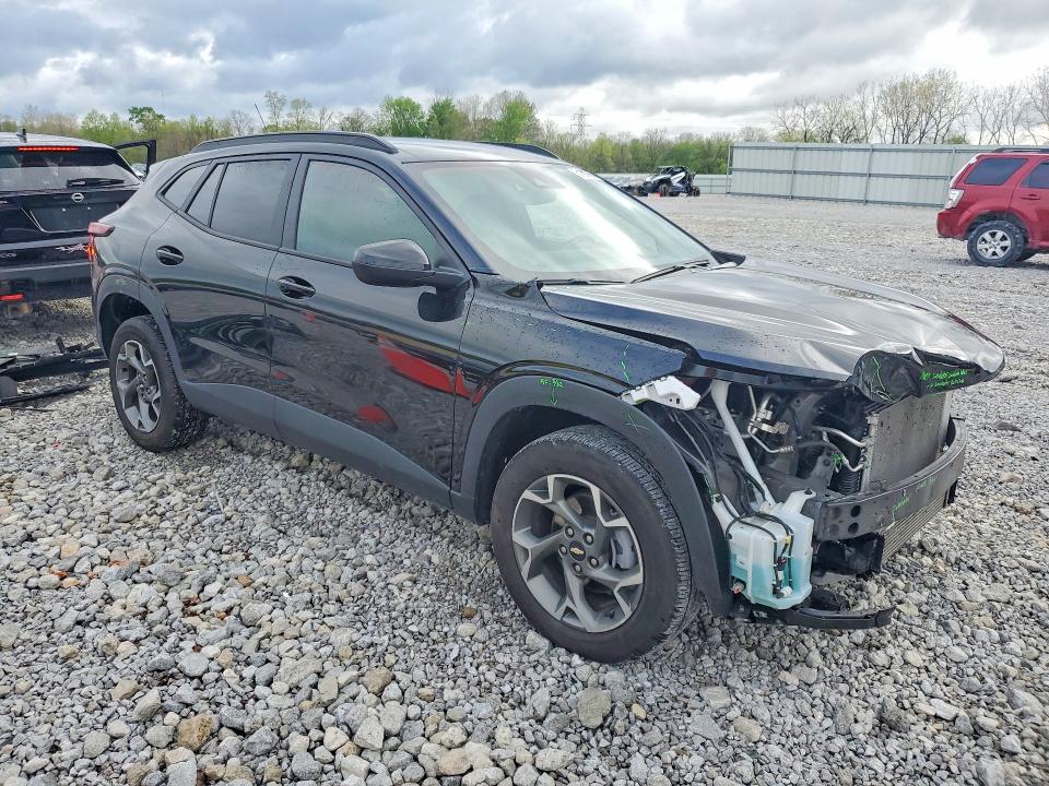 2025 Chevrolet Trax VIN KL77LHEP0SC191895 COPART salvage auction — FRONT END, OH, sold $4,850 on 2026-07-10 (photo 4)