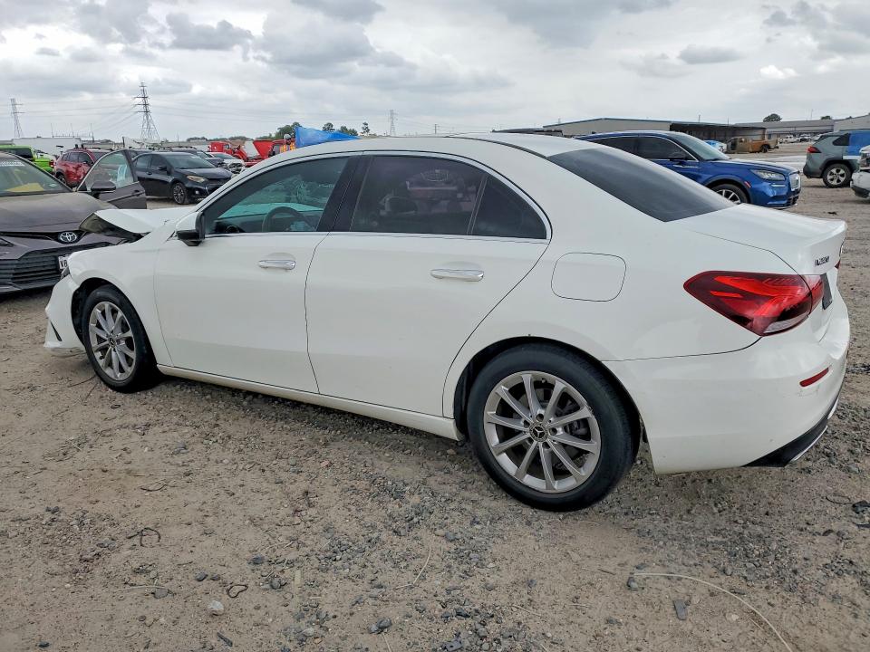2019 Mercedes-benz A-klasse VIN WDD3G4FB3KW000850 COPART salvage auction — FRONT END, Salvage Title, sold $4,100 on 2026-07-10 (photo 2)