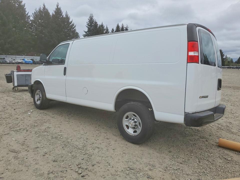 2023 Chevrolet Express 2500 VIN 1GCWGAFP1P1106543 COPART salvage auction — FRONT END, Mo - Junking Certificate, sold $8,200 on 2026-07-10 (photo 2)
