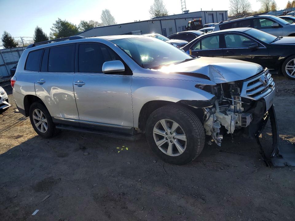 2013 Toyota Highlander VIN 5TDBK3EH0DS218557 COPART salvage auction — FRONT END, Id - Salvage Certificate Of Title, sold $750 on 2026-07-27 (photo 4)