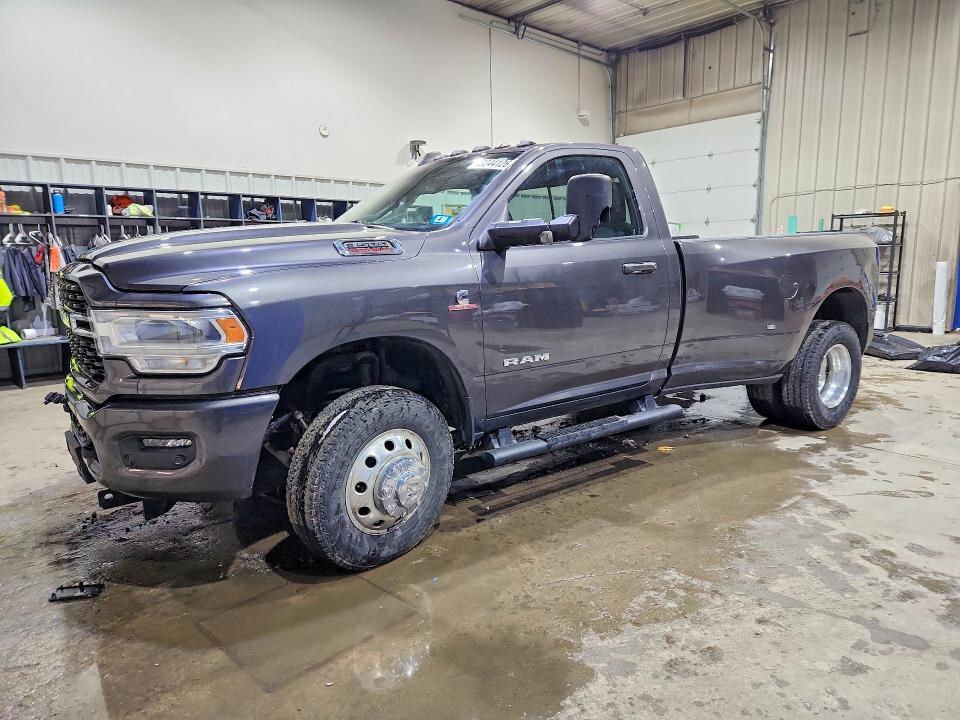 2022 Ram 3500 VIN 3C63RRBL1NG422495 — COPART salvage auction photo