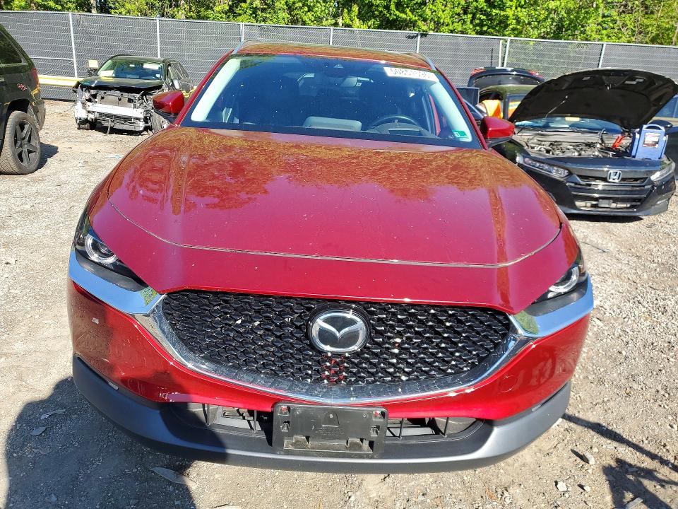 2022 Mazda Cx-30 VIN 3MVDMBDL3NM431005 COPART salvage auction — SIDE, MD - CERT OF SALVAGE < 75% DAMAGE, sold $7,400 on 2026-08-21 (photo 5)
