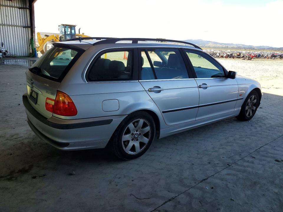 2001 BMW 3er VIN WBAAW33481EN80442 COPART salvage auction — FRONT END, Ca - Salvage Certificate, sold $2,250 on 2026-08-10 (photo 3)