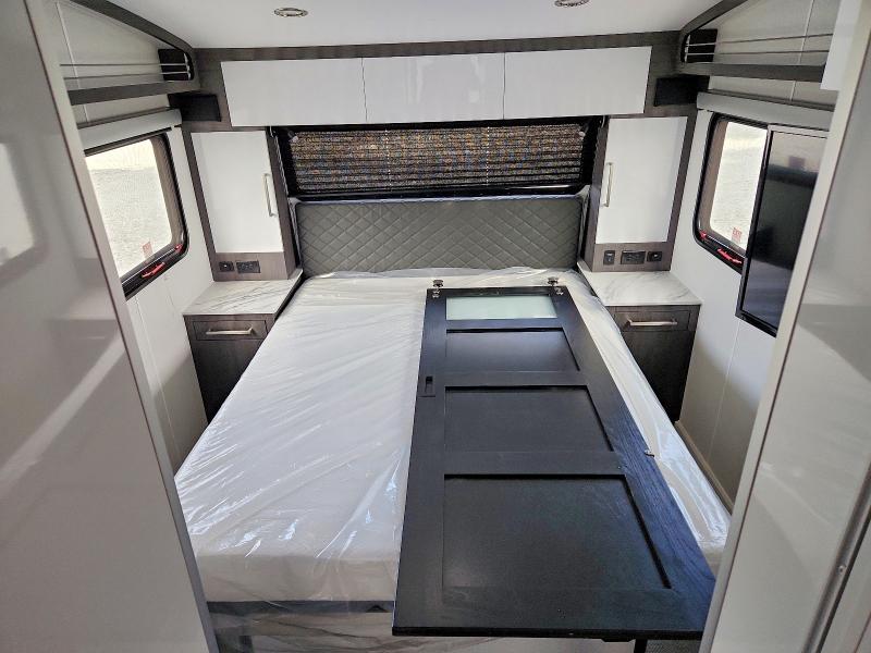 2026 Intech rv VIN 7H0TA2028TN021965 COPART salvage auction — FRONT END, FL - CERTIFICATE OF DESTRUCTION, sold $11,100 on 2026-07-16 (photo 6)