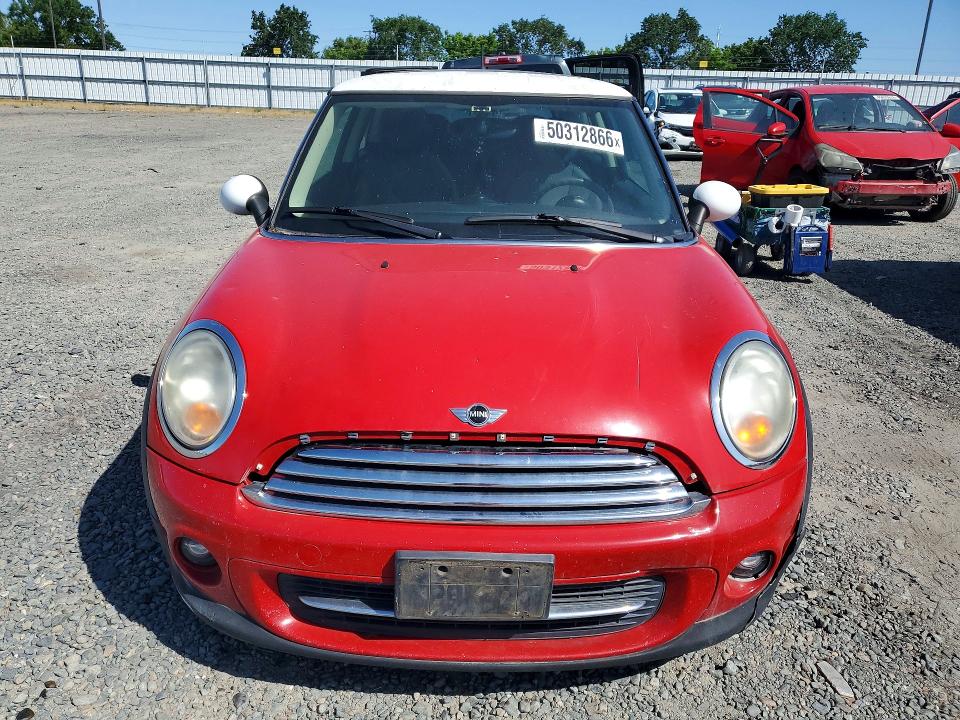 2011 Mini Cooper VIN WMWSU3C51BT092921 COPART salvage auction — FRONT END, Ca - Dis/Dlr/Exp Only Clean Title, sold $450 on 2026-07-02 (photo 5)