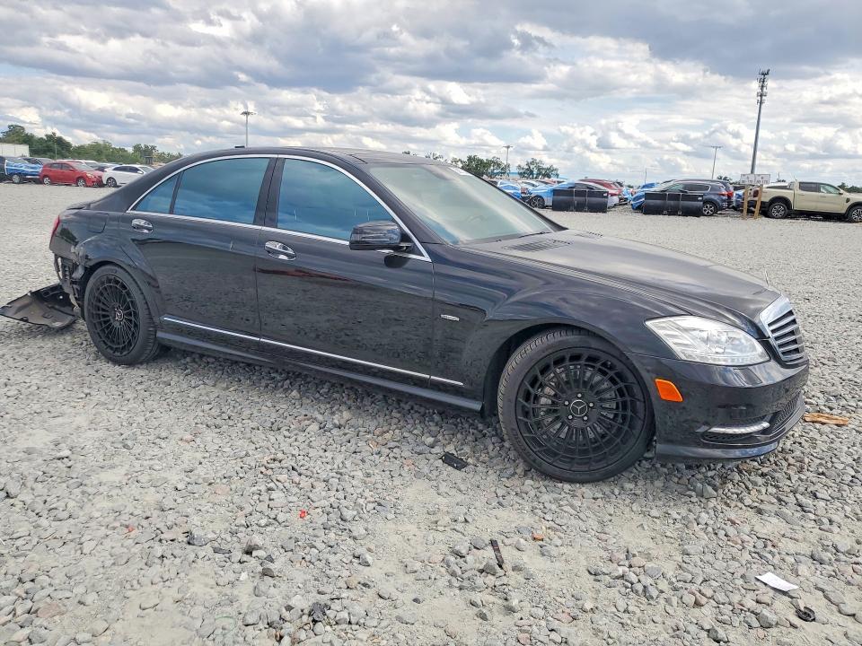 2012 Mercedes-benz S-klasse VIN WDDNG7DB5CA464427 COPART salvage auction — REAR END, Salvage Title, sold $6,000 on 2026-07-15 (photo 4)