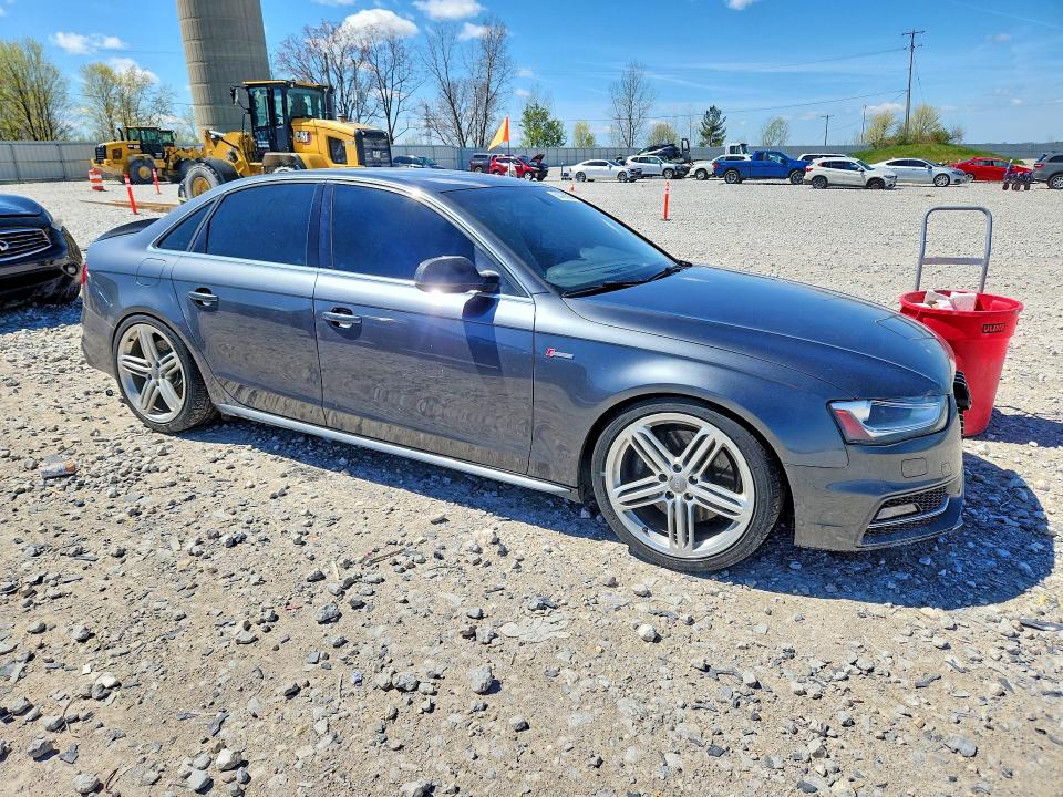 2016 Audi Rs4 VIN WAUBGAFL2GA002409 COPART salvage auction — REAR END, Mi - Certificate Of Title, sold $2,150 on 2026-07-30 (photo 4)