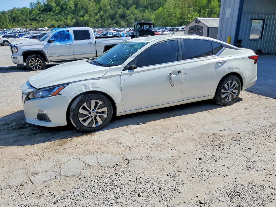 2020 Nissan Altima VIN 1N4BL4BV8LC257495 COPART salvage auction — ROLLOVER, WV - SALVAGE CERTIFICATE, sold $2,150 on 2026-07-02 (photo 1)