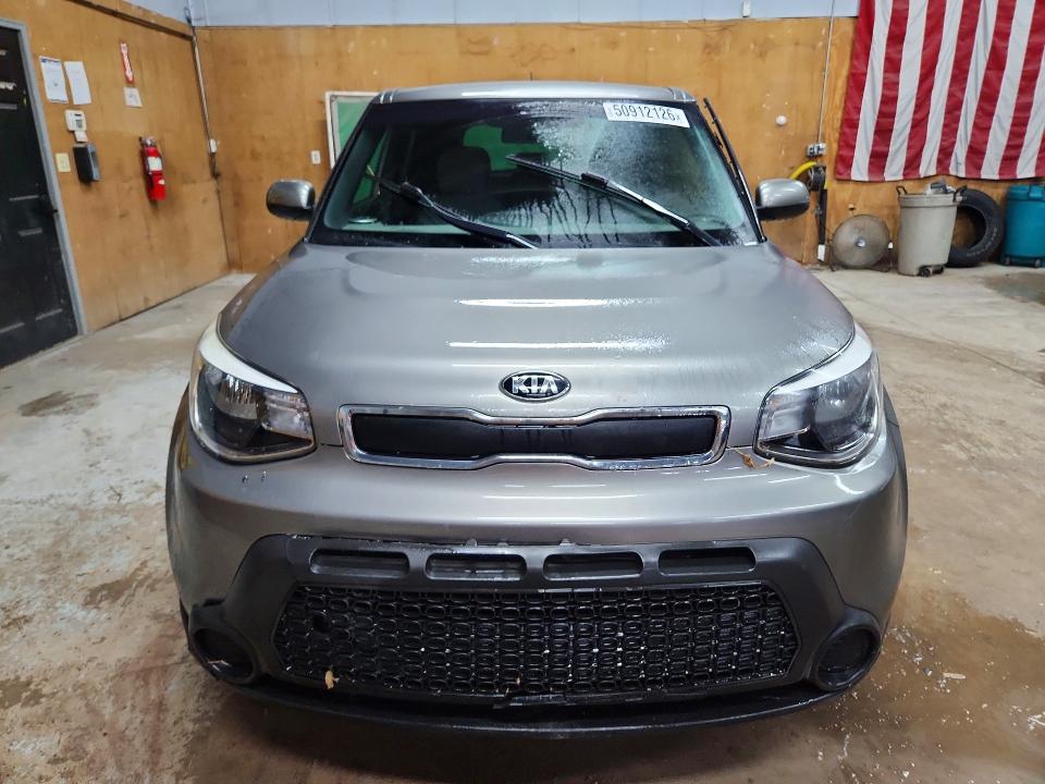 2016 Kia Soul VIN KNDJN2A28G7284142 COPART salvage auction — WATER/FLOOD, Mi - Certificate Of Title, sold $60 on 2026-07-29 (photo 5)