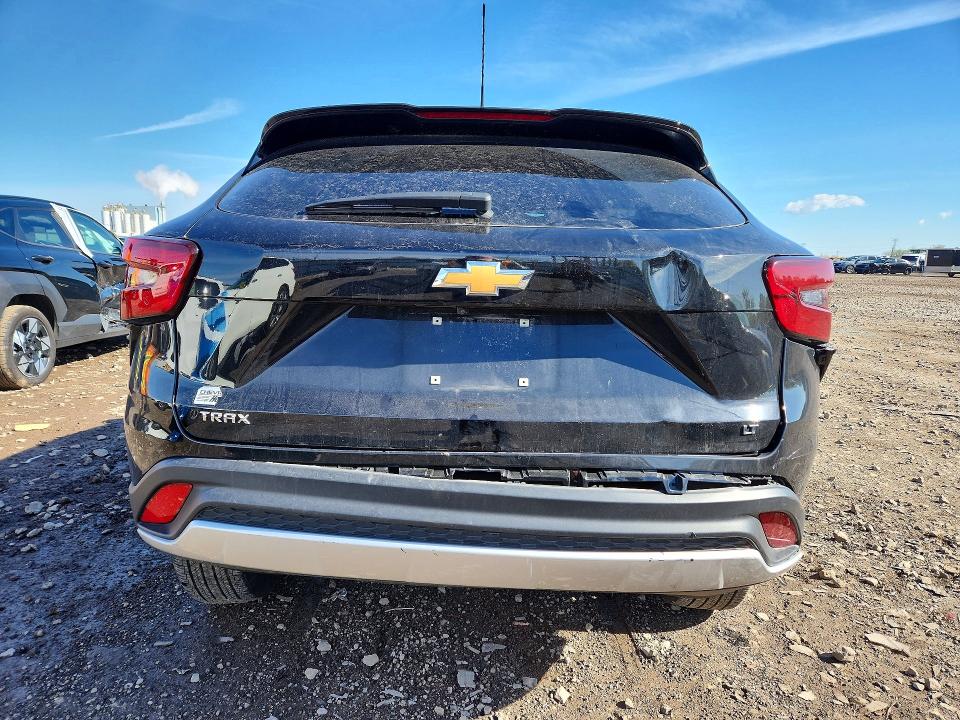 2025 Chevrolet Trax VIN KL77LHEP1SC149641 COPART salvage auction — FRONT END, Il - Salvage Certificate, sold $1,450 on 2026-07-03 (photo 6)
