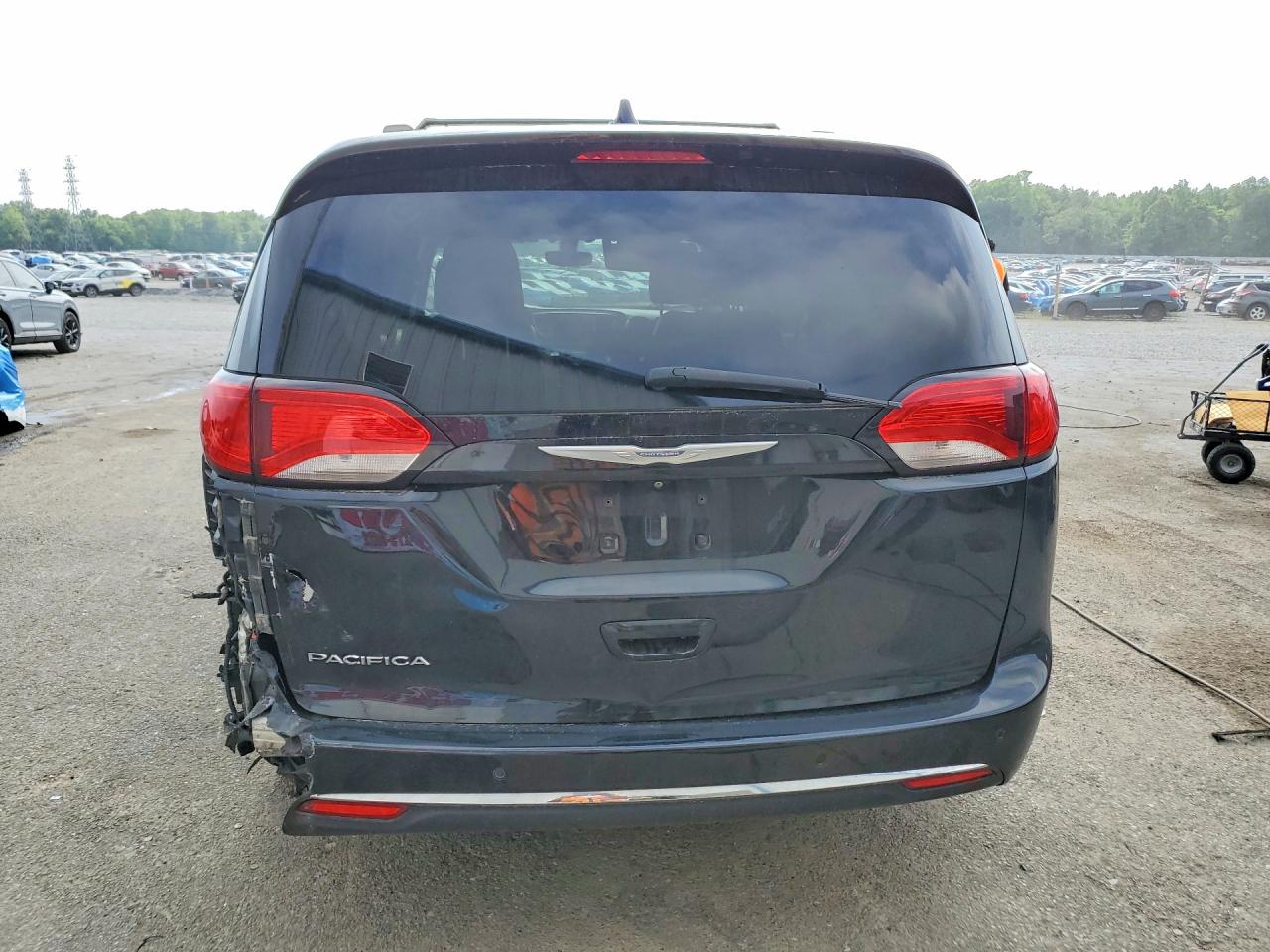 2018 Chrysler Pacifica VIN 2C4RC1EG7JR115261 COPART salvage auction — Rear End, TN - SALVAGE CERTIFICATE, sold $2,900 on 2026-06-23 (photo 6)