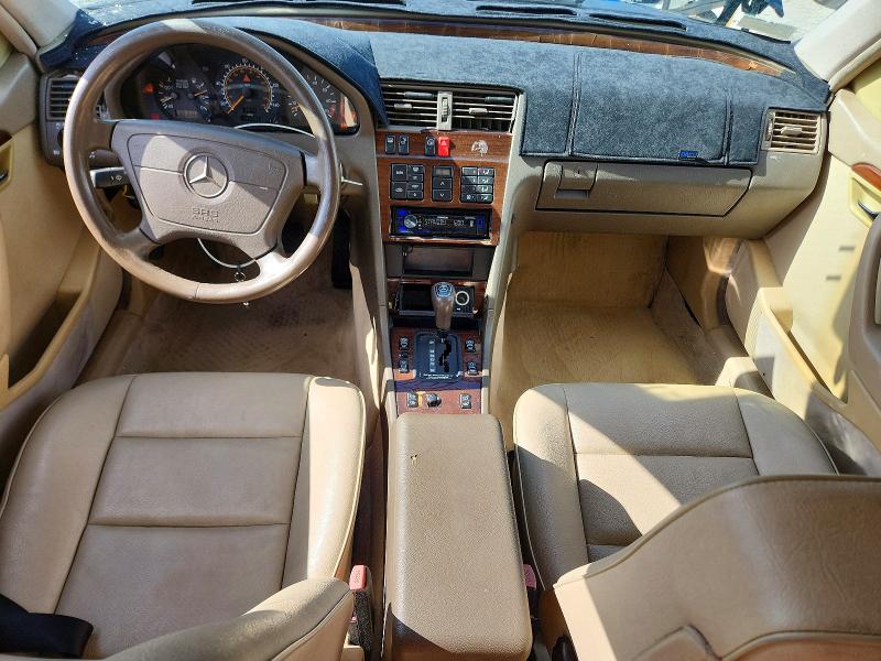 1995 Mercedes-benz C-klasse VIN WDBHA22E1SF229693 COPART salvage auction — SIDE, Fl - Cert Of Title Slvg Rebuildable, sold $250 on 2026-07-22 (photo 8)