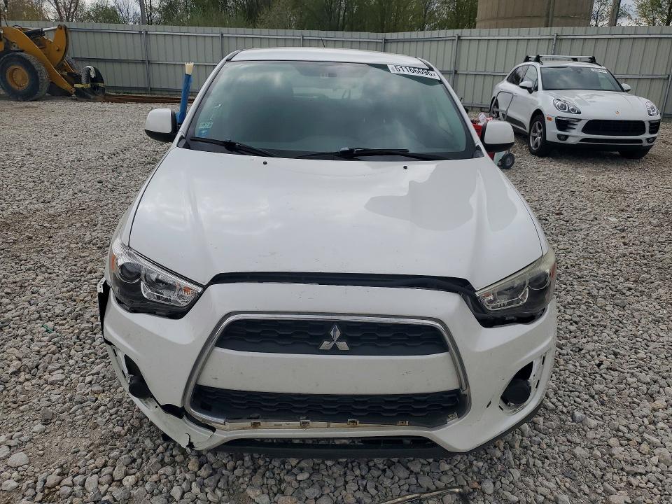 2013 Mitsubishi Outlander VIN 4A4AP3AUXDE020678 COPART salvage auction — FRONT END, Mi - Dealer Only Clean Title, sold $850 on 2026-07-09 (photo 5)