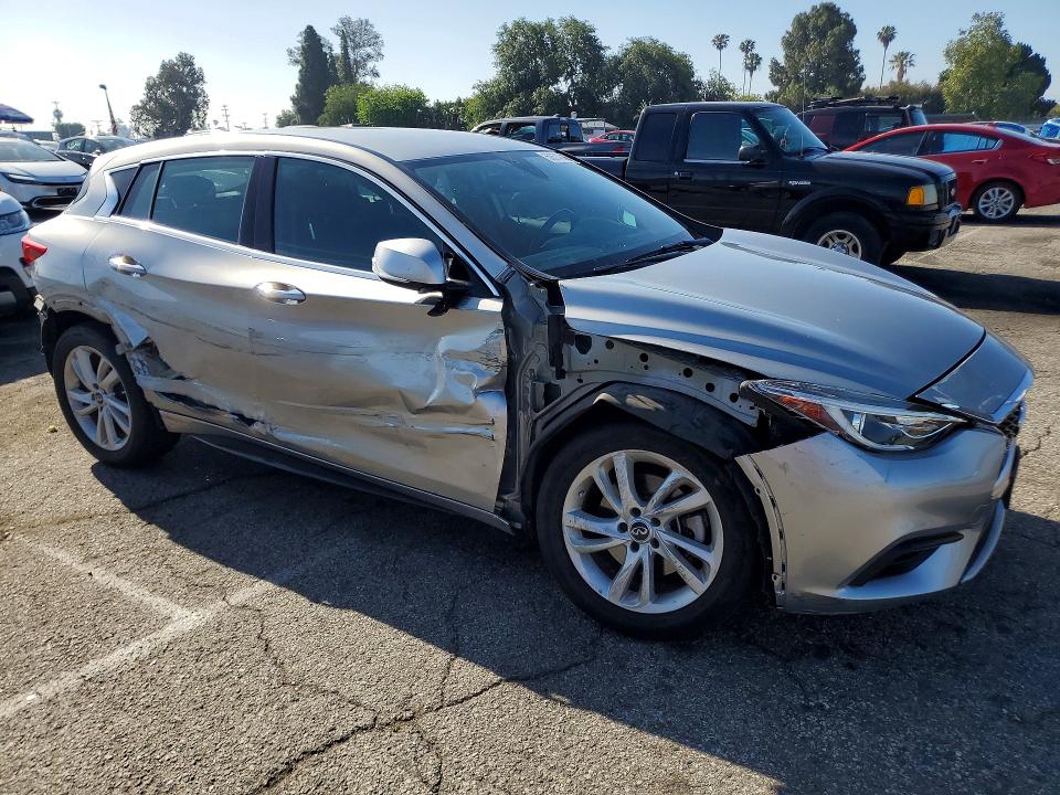2018 Infiniti Qx30 VIN SJKCH5CP1JA047977 COPART salvage auction — SIDE, Ca - Salvage Certificate, sold $2,000 on 2026-07-31 (photo 4)