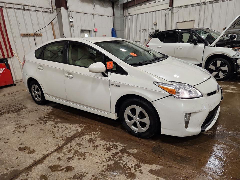 2012 Toyota VIN JTDKN3DU7C5408043 COPART salvage auction — SIDE, WI, sold $250 on 2026-07-13 (photo 4)