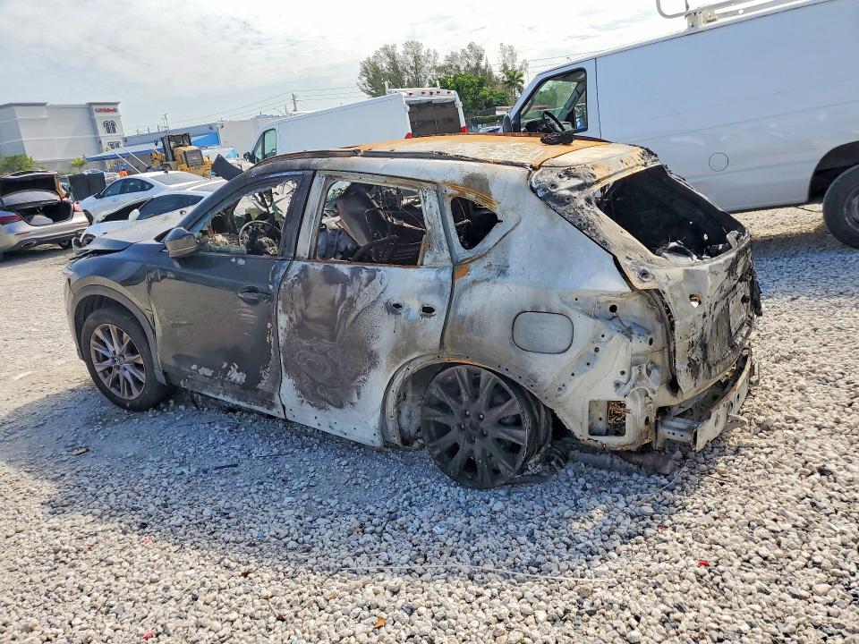 2020 Mazda Cx-5 VIN JM3KFADM2L0800983 COPART salvage auction — BURN, Fl - Certificate Of Destruction, sold $700 on 2026-07-07 (photo 2)