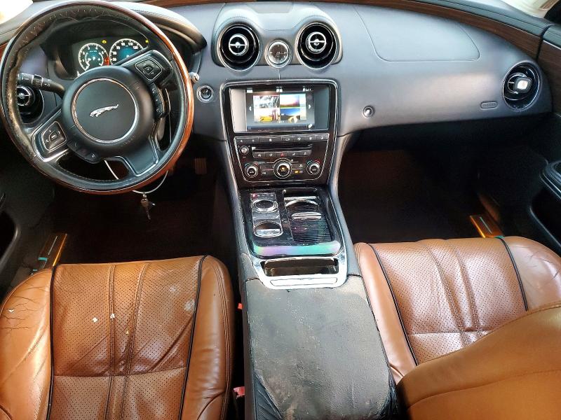 2016 Jaguar Xj VIN SAJWA1C74G8W01849 COPART salvage auction — MINOR DENT/SCRATCHES, Fl - Certificate Of Title, sold $975 on 2026-07-31 (photo 8)
