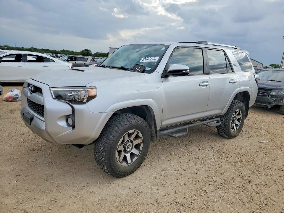 2018 Toyota 4runner VIN JTEBU5JR0J5548085 COPART salvage auction — FRONT END, Tx - Nonrepairable Title, sold $2,100 on 2026-07-09 (photo 1)
