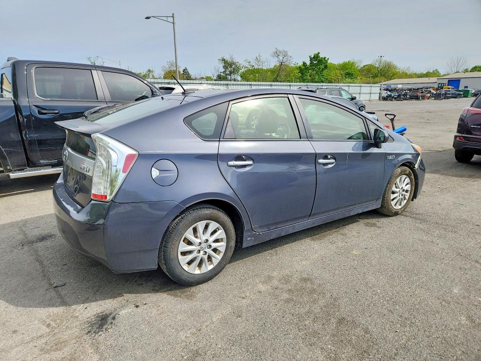 2013 Toyota Prius VIN JTDKN3DPXD3047026 COPART salvage auction — FRONT END, Nj - Cert Of Title-Salvage, sold $3,000 on 2026-07-07 (photo 3)