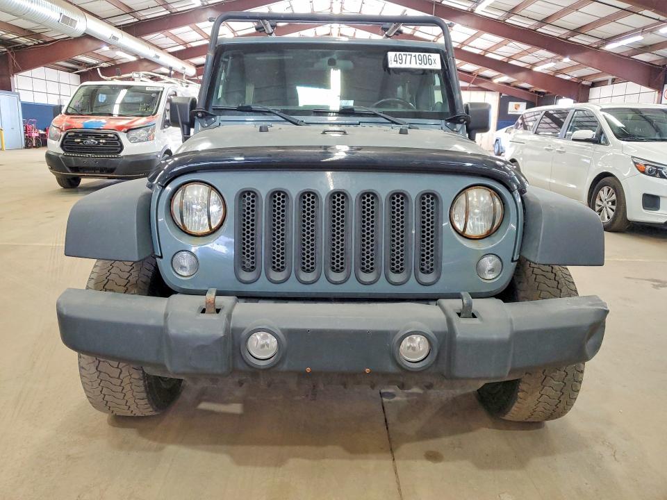 2014 Jeep Wrangler unlimited VIN 1C4BJWDG2EL118069 COPART salvage auction — ROOF, Vt - Certificate Of Title, sold $5,400 on 2026-07-21 (photo 5)