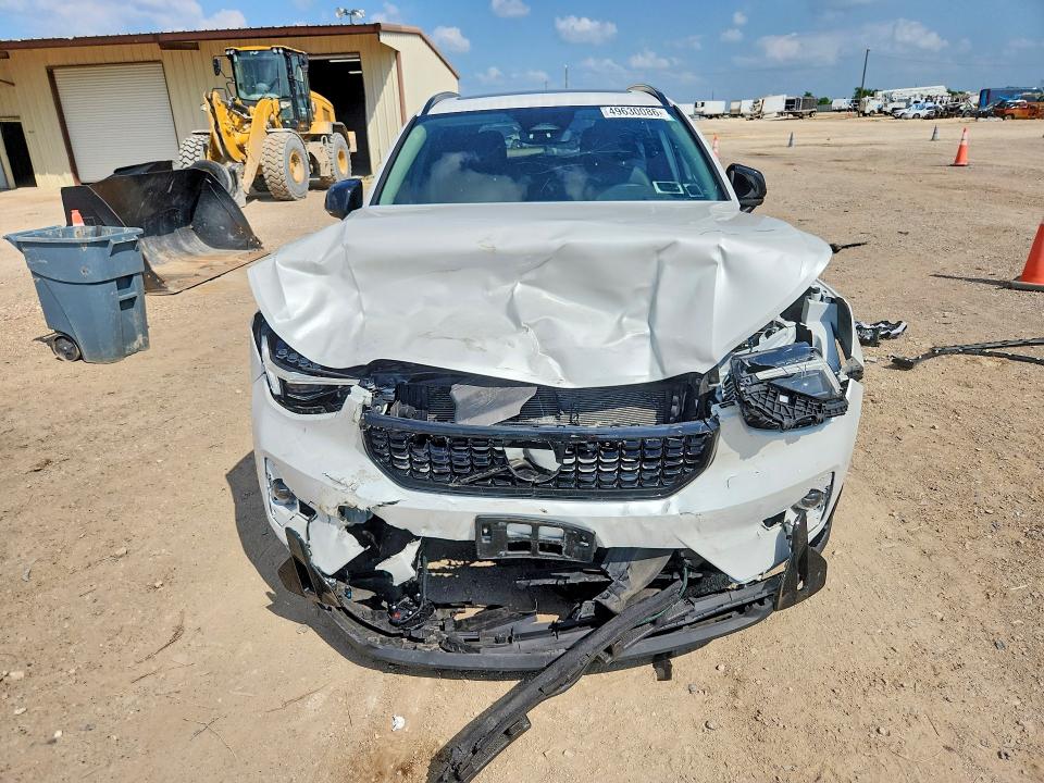 2023 Volvo Xc40 VIN YV4L12UX2P2977293 COPART salvage auction — FRONT END, Tx - Salvage Vehicle Title, sold $2,300 on 2026-07-22 (photo 5)