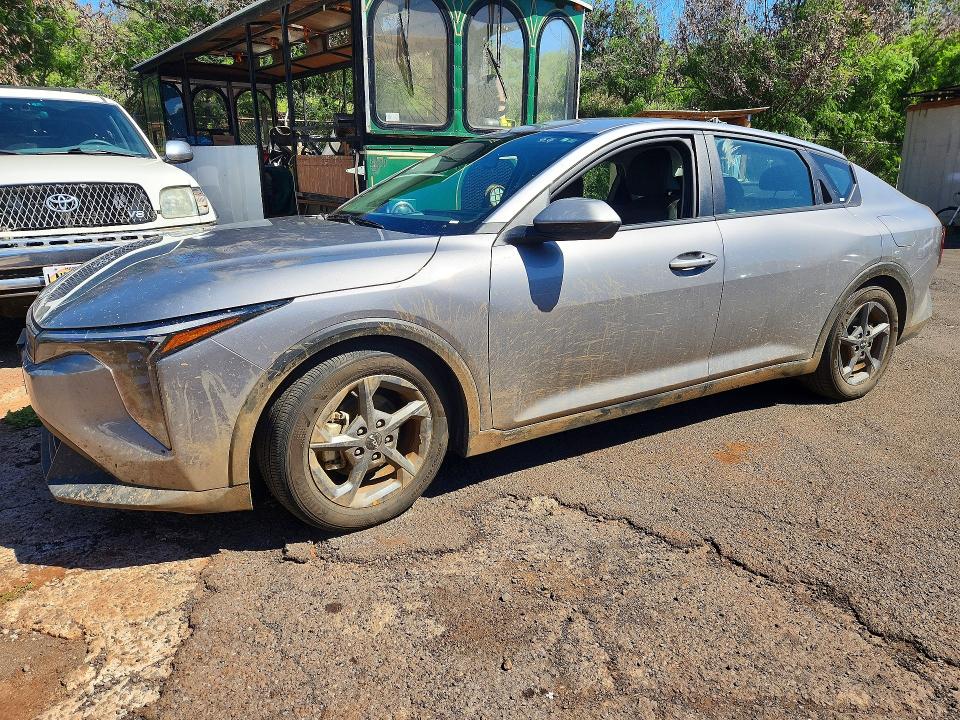 2025 Kia K4 VIN 3KPFT4DE1SE093734 COPART salvage auction — WATER/FLOOD, HI - CERTIFICATE OF SALVAGE, sold $6,400 on 2026-07-27 (photo 1)