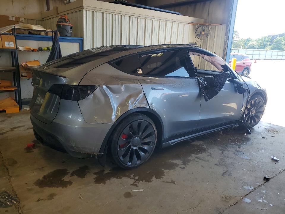 2025 Tesla Model y VIN 7SAYGDEF5SA357262 COPART salvage auction — ROOF, Ar - Cert Of Title-Salvage, sold $6,200 on 2026-07-08 (photo 3)