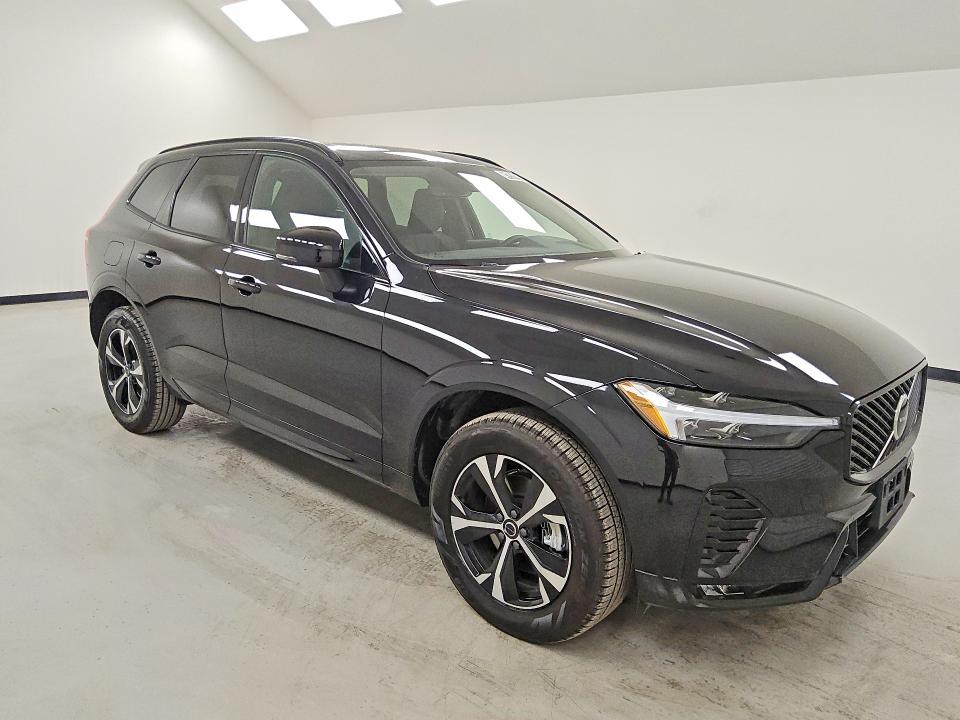 2026 Volvo Xc60 VIN YV4M12RJ3T1423821 COPART salvage auction — SIDE, TX - CERTIFICATE OF TITLE, sold $22,000 on 2026-07-09 (photo 4)