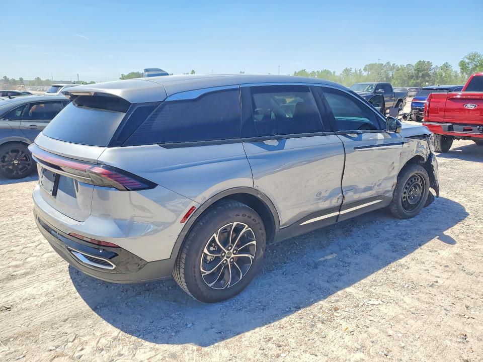 2025 Lincoln Nautilus VIN 5LMPJ8J49SJ921795 COPART salvage auction — FRONT END, Tx - Salvage Vehicle Title, sold $12,900 on 2026-07-28 (photo 3)
