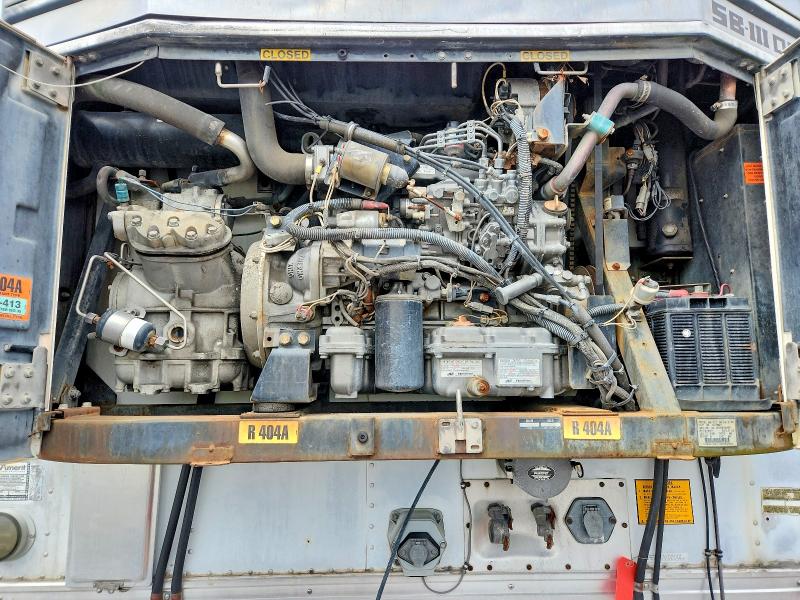 1998 Utility trailer Utility tr VIN 1UYVS2535WU546004 COPART salvage auction — MINOR DENT/SCRATCHES, OK - CERTIFICATE OF TITLE, sold $1,800 on 2026-07-07 (photo 7)