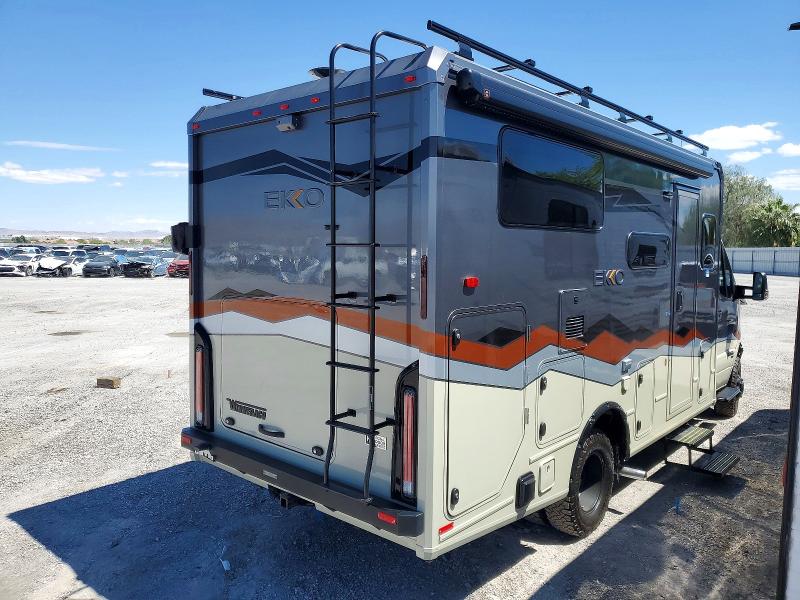 2025 Mercedes-benz Sprinter VIN W1X8N36Y3SN349100 COPART salvage auction — FRONT END, NV - SALVAGE TITLE, sold $71,000 on 2026-07-30 (photo 4)