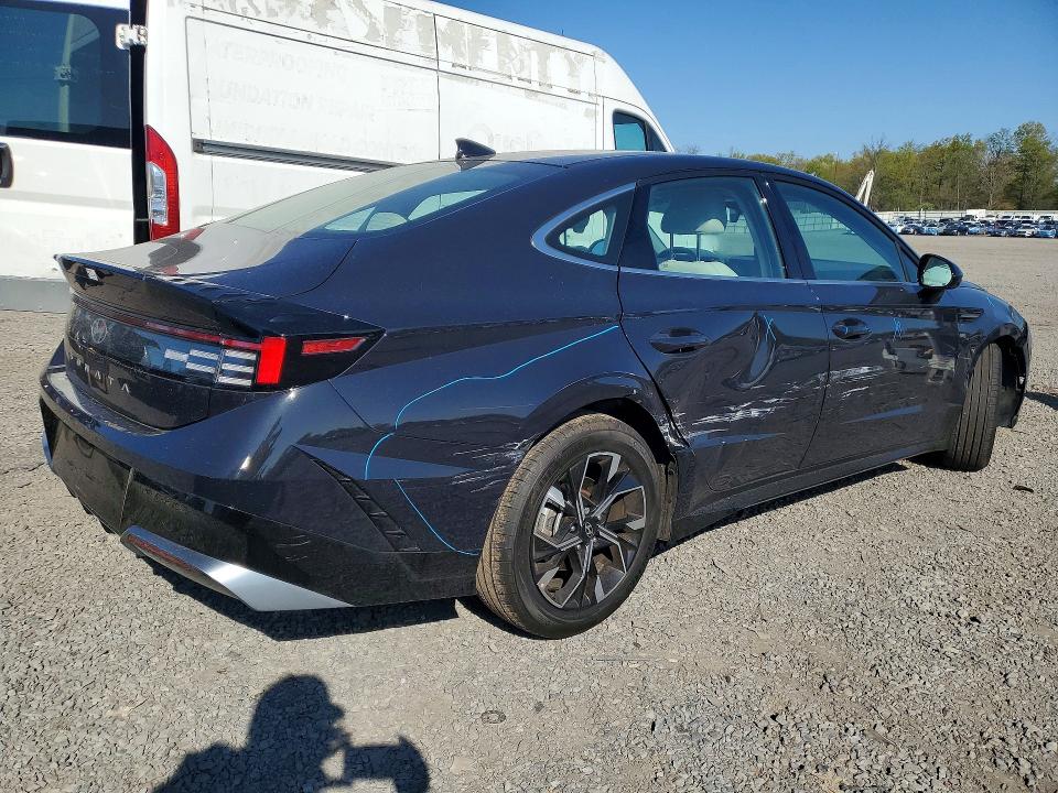 2024 Hyundai Sonata VIN KMHL64JA7RA399566 COPART salvage auction — SIDE, Id - Salvage Certificate Of Title, sold $8,600 on 2026-07-14 (photo 3)
