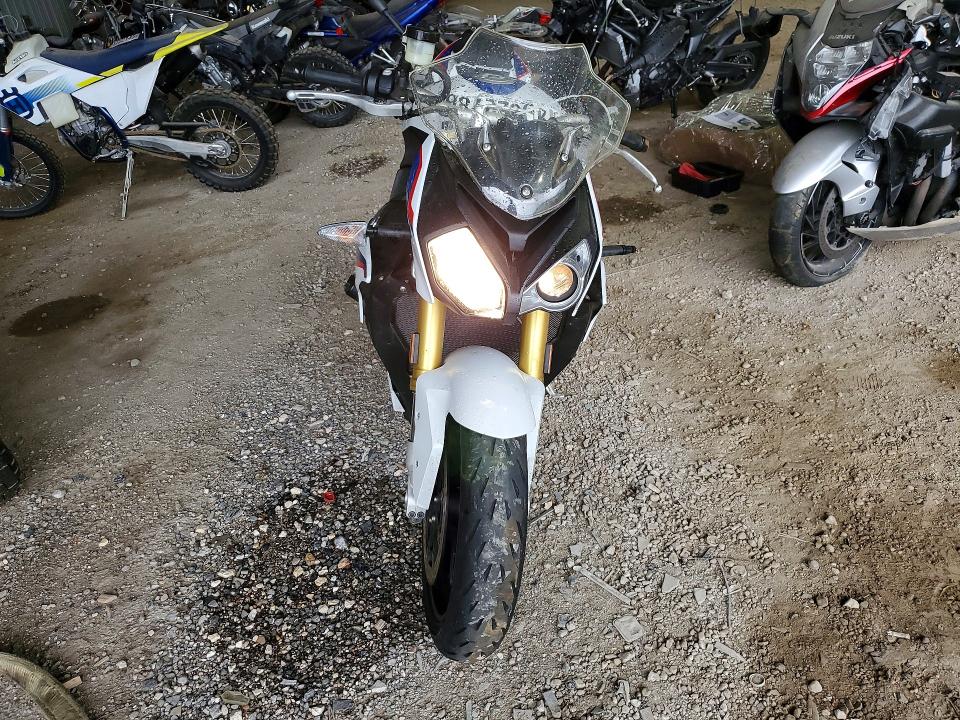2018 BMW S VIN WB10D6203JZ762219 COPART salvage auction — FRONT END, Salvage Title, sold $2,600 on 2026-07-30 (photo 2)