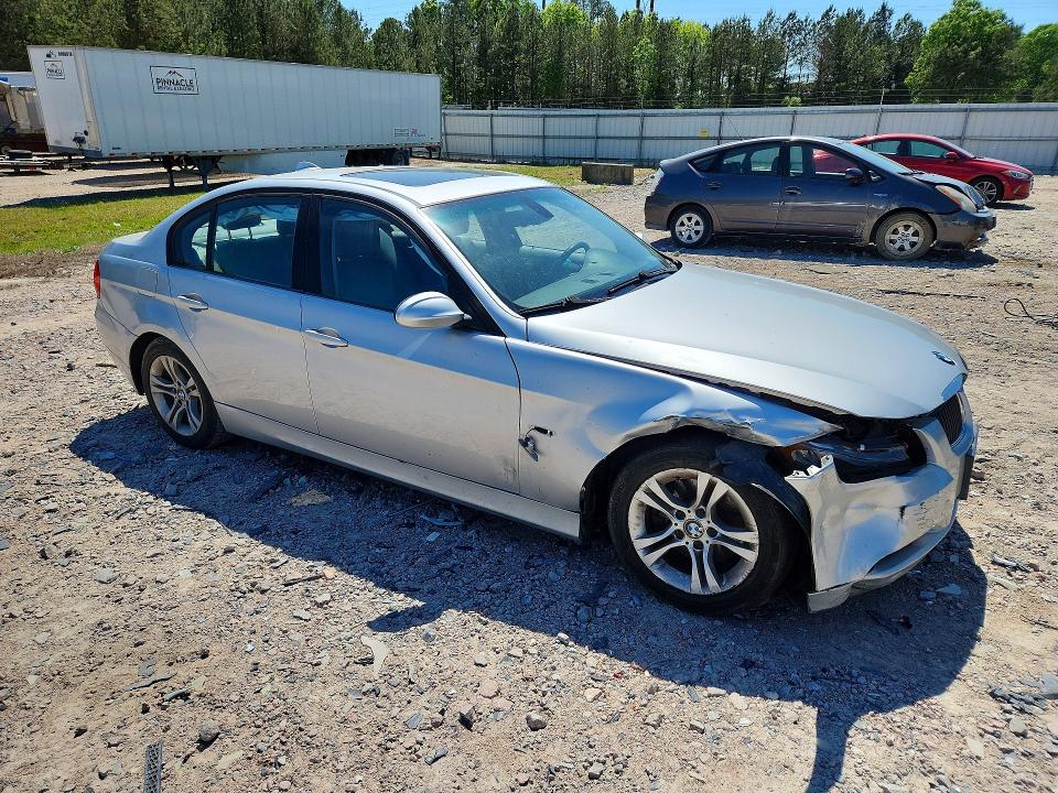 2008 BMW 3er VIN WBAVC53578FZ85114 COPART salvage auction — FRONT END, Va - Cert Of Title - Salvage, sold $300 on 2026-08-03 (photo 4)
