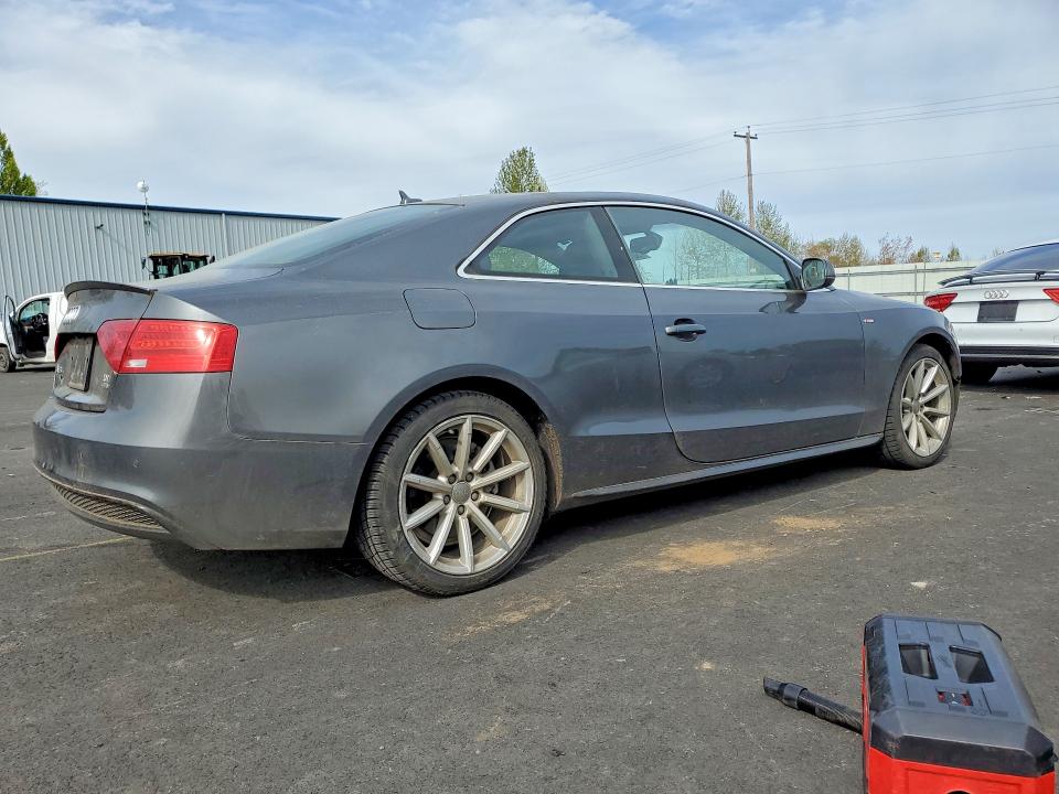 2017 Audi A5 VIN WAUD2AFR2HA000818 COPART salvage auction — FRONT END, OR - SALVAGE TITLE CERTIFICATE, sold $4,450 on 2026-07-06 (photo 3)