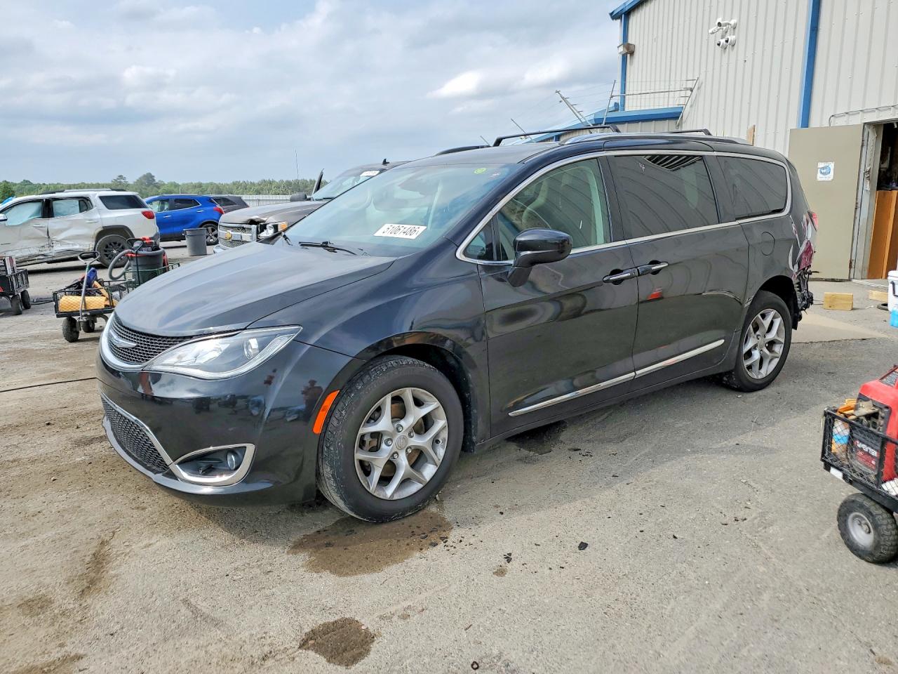 2018 Chrysler Pacifica VIN 2C4RC1EG7JR115261 COPART salvage auction — Rear End, TN - SALVAGE CERTIFICATE, sold $2,900 on 2026-06-23 (photo 1)
