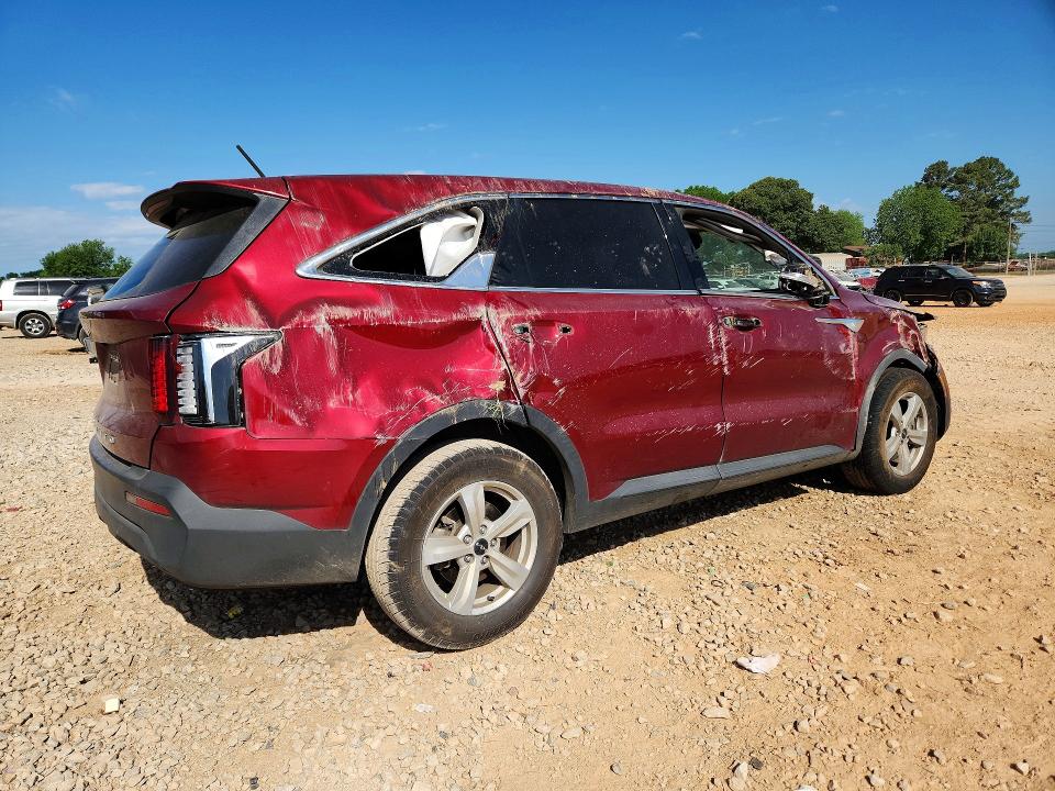 2022 Kia Sorento VIN 5XYRG4LC5NG139283 COPART salvage auction — ROLLOVER, AL - CERT OF TITLE-SALVAGE TITLE, sold $3,500 on 2026-07-08 (photo 3)