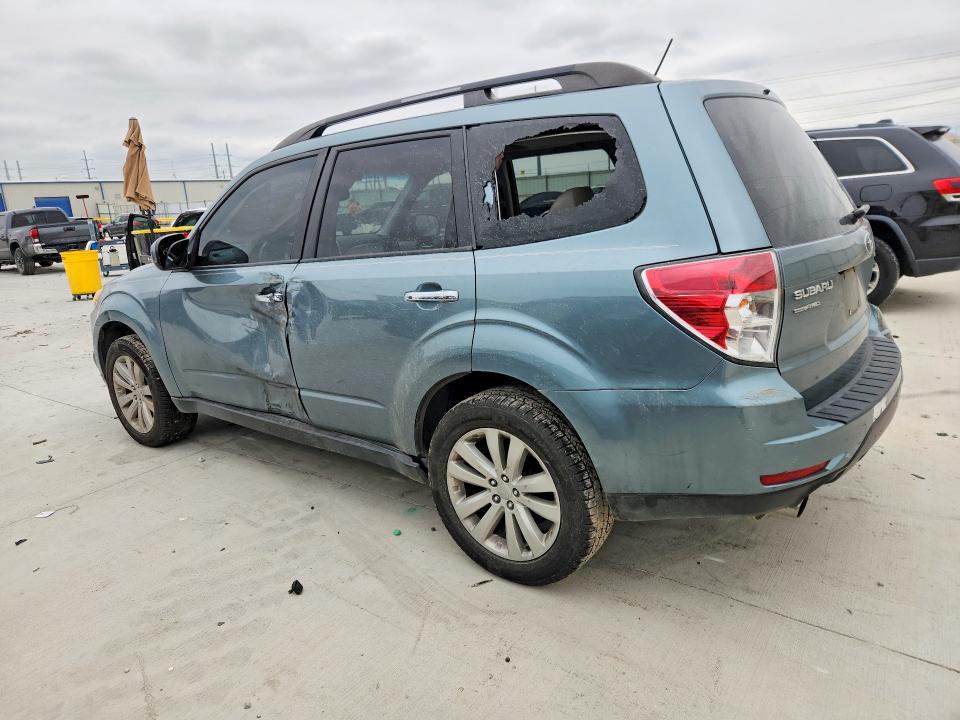 2013 Subaru Forester VIN JF2SHAFC7DH424437 COPART salvage auction — SIDE, Tx - Salvage Vehicle Title, sold $1,650 on 2026-07-17 (photo 2)