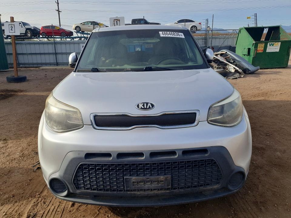 2015 Kia Soul VIN KNDJN2A23F7767083 COPART salvage auction — MINOR DENT/SCRATCHES, Tx - Dis/Dlr/Exp Only Salvage Title, sold $725 on 2026-07-08 (photo 5)