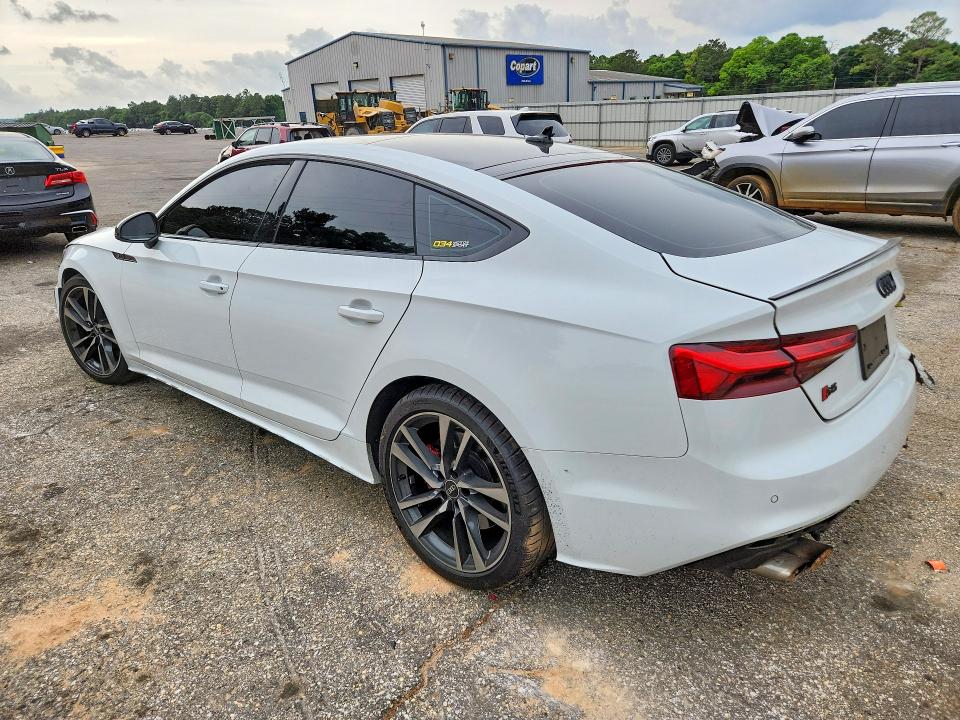 2022 Audi Rs5 VIN WAUC4CF59NA014774 COPART salvage auction — SIDE, Id - Salvage Certificate Of Title, sold $8,100 on 2026-07-20 (photo 2)