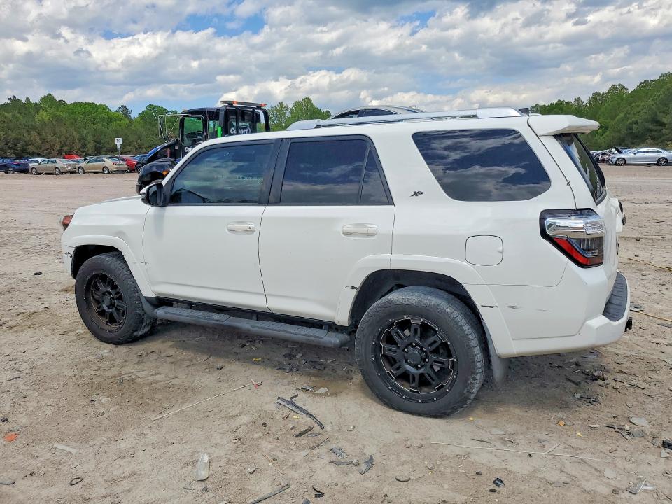 2017 Toyota 4runner VIN JTEBU5JR7H5437138 COPART salvage auction — MINOR DENT/SCRATCHES, Va - Certificate Of Title (P), sold $13,300 on 2026-07-13 (photo 2)