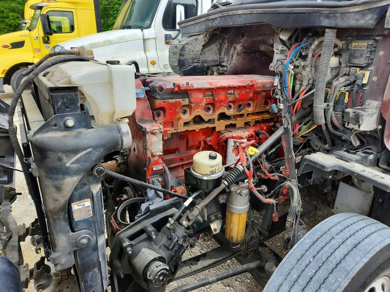 2019 Peterbilt 579 VIN 1XPBD49X5KD267018 COPART salvage auction — FRONT END, MO - SALVAGE CERTIFICATE OF TITLE, sold $5,000 on 2026-07-30 (photo 7)