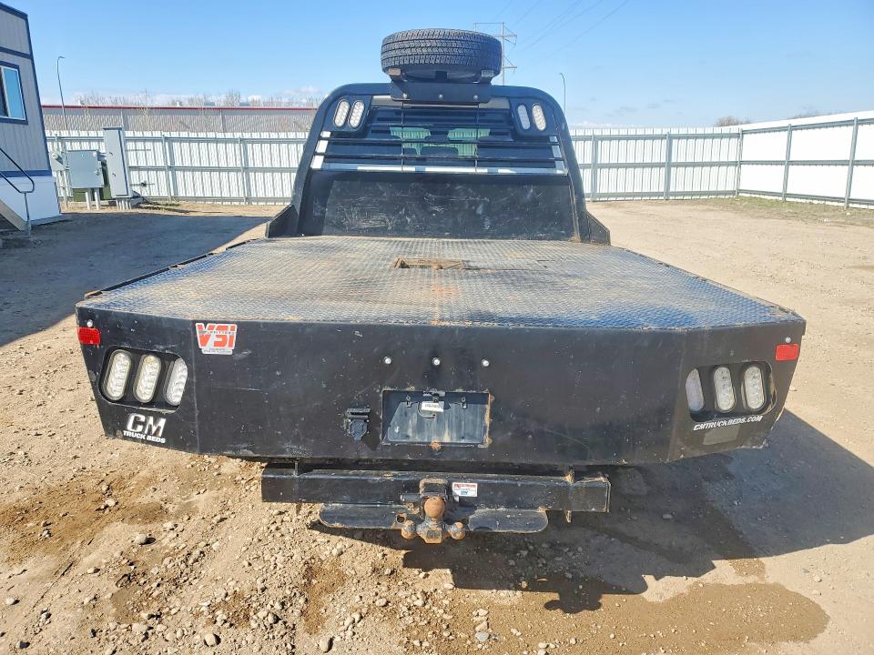 2024 Chevrolet Silverado 3500 VIN 1GB4YSEY7RF307099 COPART salvage auction — MINOR DENT/SCRATCHES, WY - CERTIFICATE OF TITLE, sold $26,500 on 2026-07-09 (photo 6)